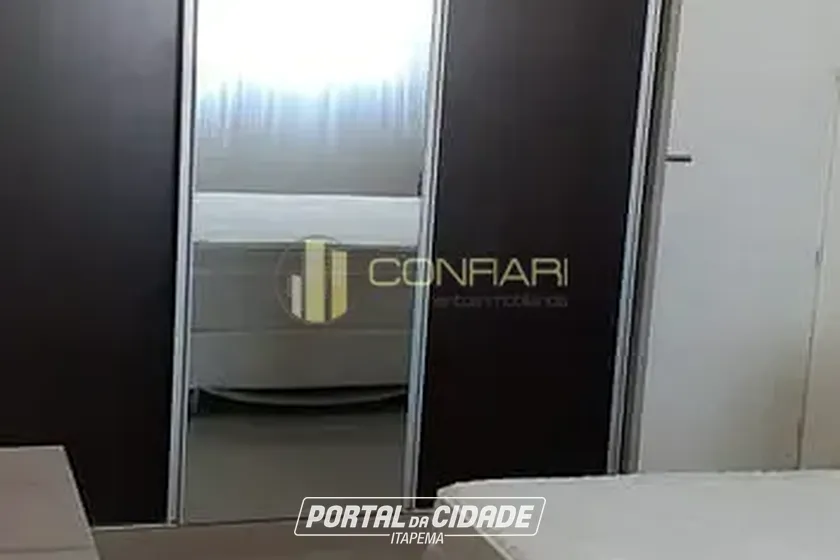 Apartamento &agrave; venda - 124m&sup2; - Meia Praia