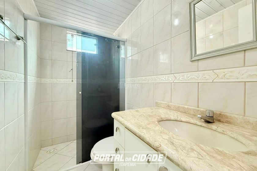 Apartamento &agrave; venda - 107m&sup2; - Meia Praia