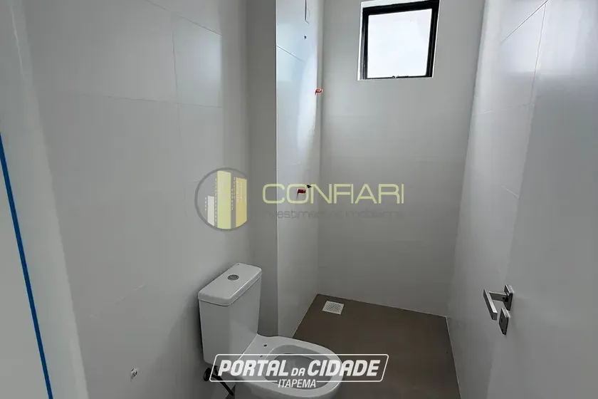 Apartamento &agrave; venda - 103m&sup2; - meia praia