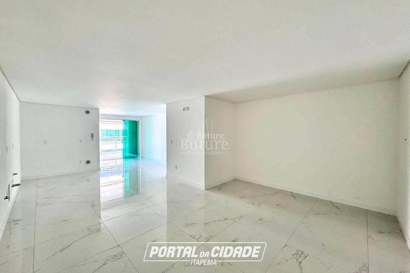 Apartamento &agrave; venda - Meia Praia