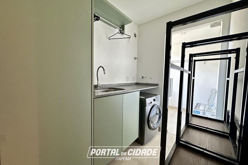 Apartamento &agrave; venda - 240m&sup2; - Meia Praia