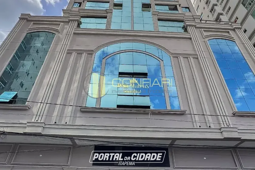 Sala Comercial &agrave; venda - 82m&sup2; - Meia Praia