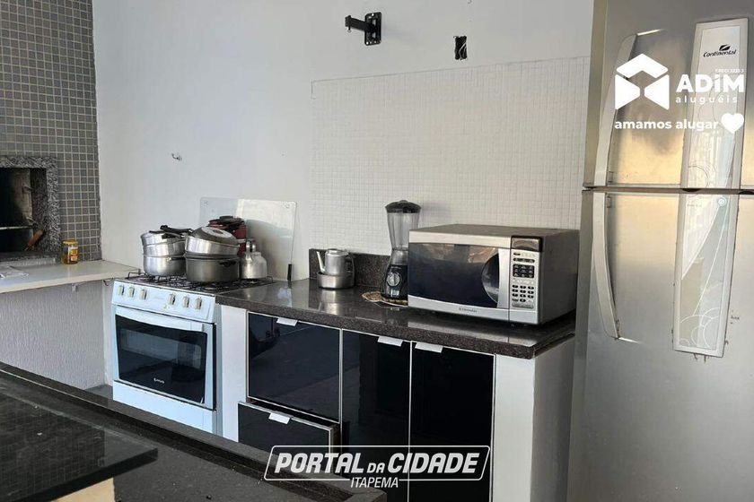 Apartamento para alugar - 160m&sup2; - Meia Praia