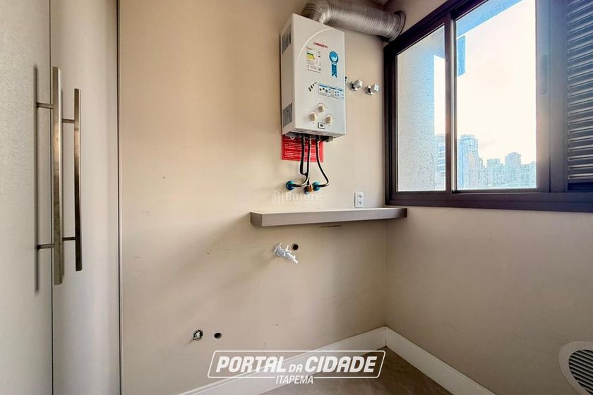 Apartamento &agrave; venda - 114m&sup2; - Meia Praia