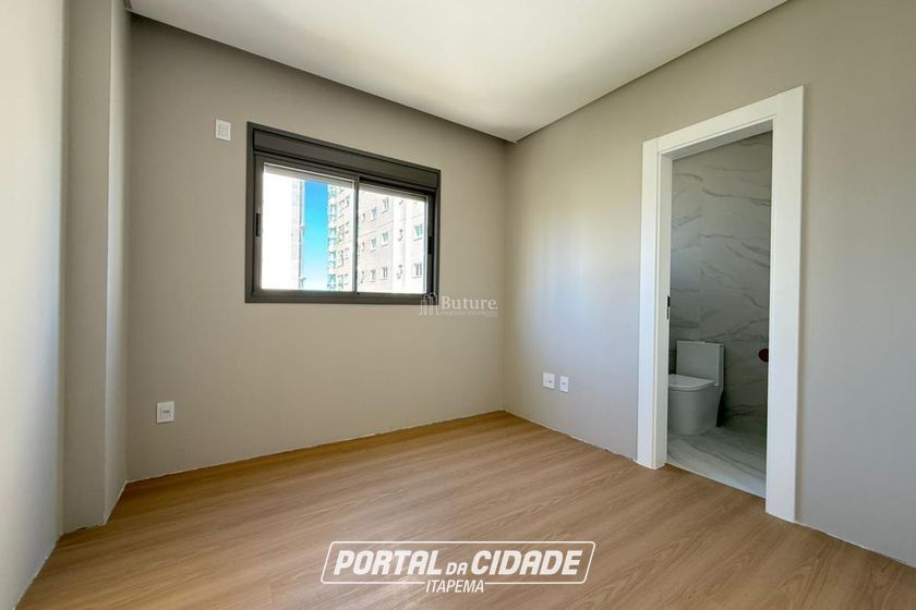 Apartamento &agrave; venda - 105m&sup2; - Centro