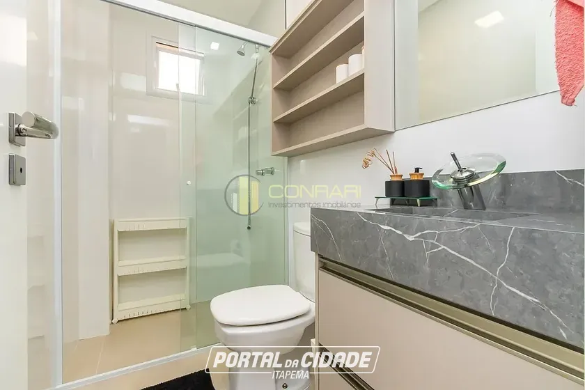 Apartamento &agrave; venda - 80m&sup2; - meia praia