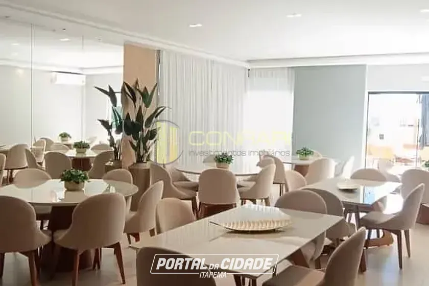 Apartamento &agrave; venda - 129m&sup2; - Meia Praia