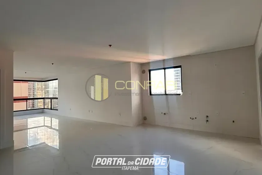 Apartamento &agrave; venda - 206m&sup2; - meia praia