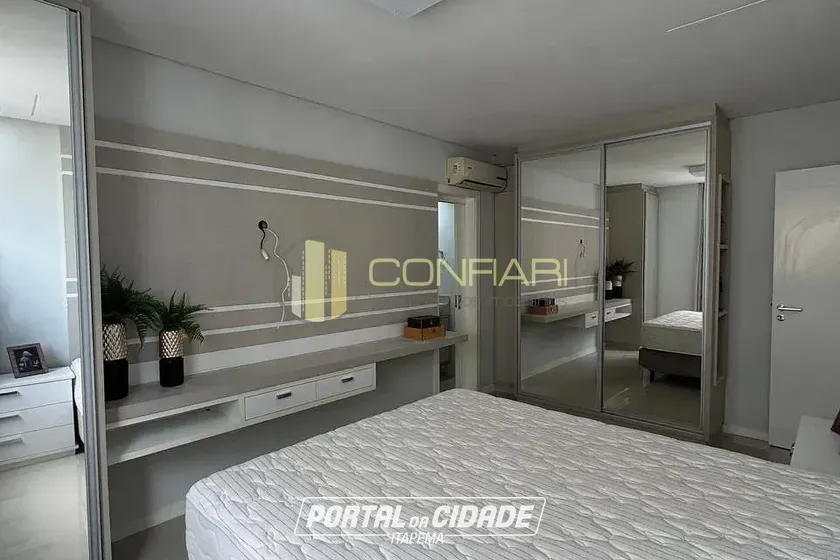 Apartamento &agrave; venda - 110m&sup2; - meia praia