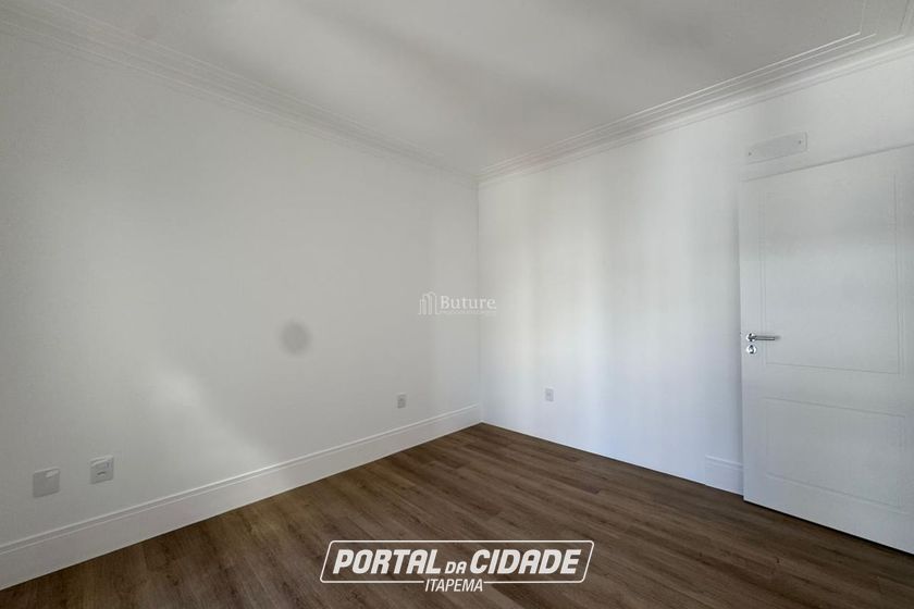 Apartamento &agrave; venda - 210m&sup2; - Centro