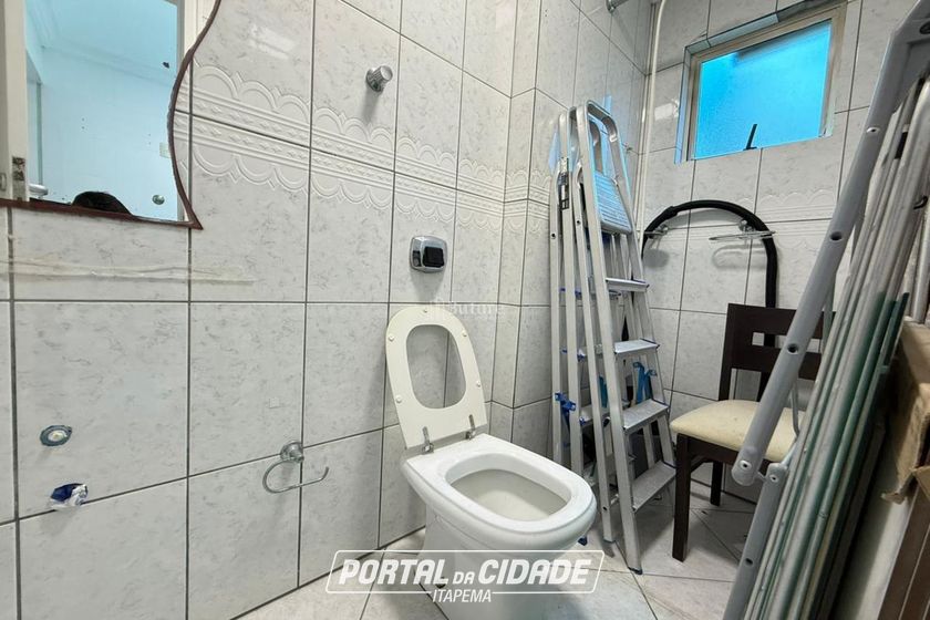 Apartamento &agrave; venda - 197m&sup2; - Meia Praia