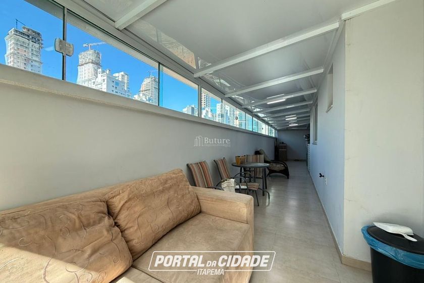 Apartamento &agrave; venda - 85m&sup2; - Meia Praia