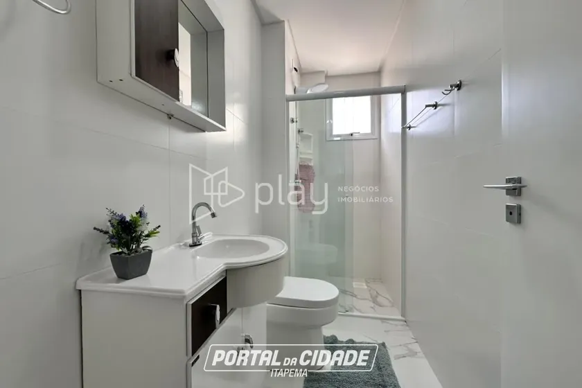 Apartamento &agrave; venda - 86m&sup2; - Meia Praia