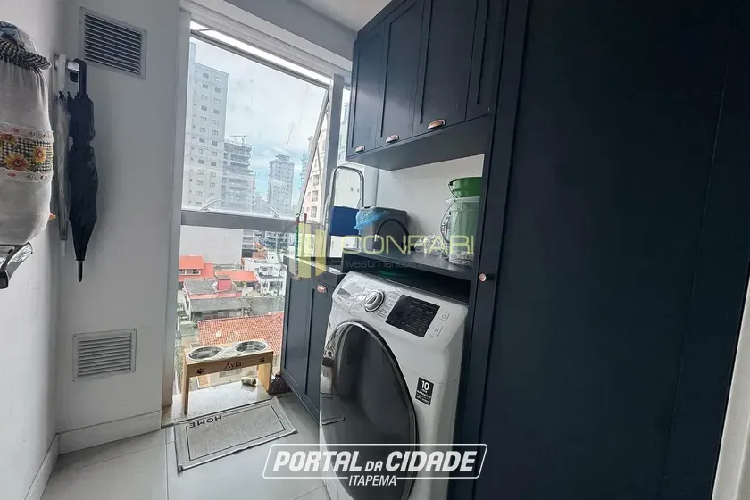 Apartamento &agrave; venda - 136m&sup2; - Meia Praia