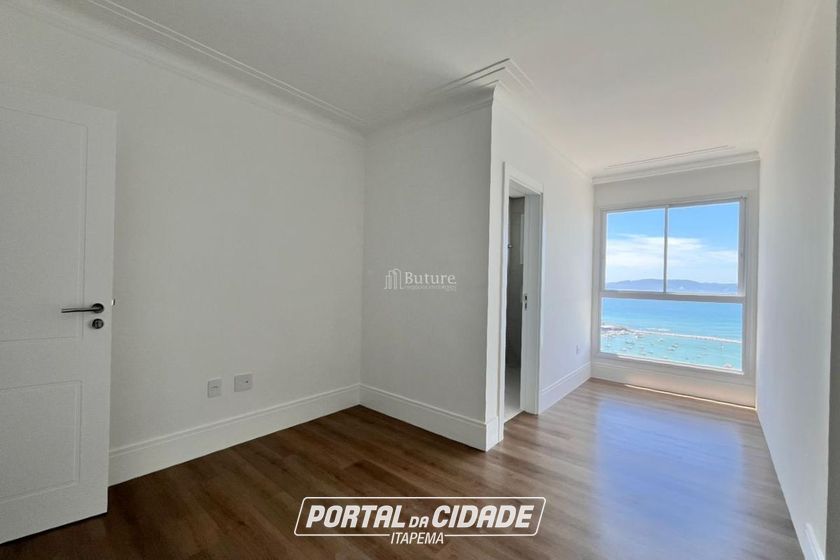 Apartamento &agrave; venda - 190m&sup2; - Centro