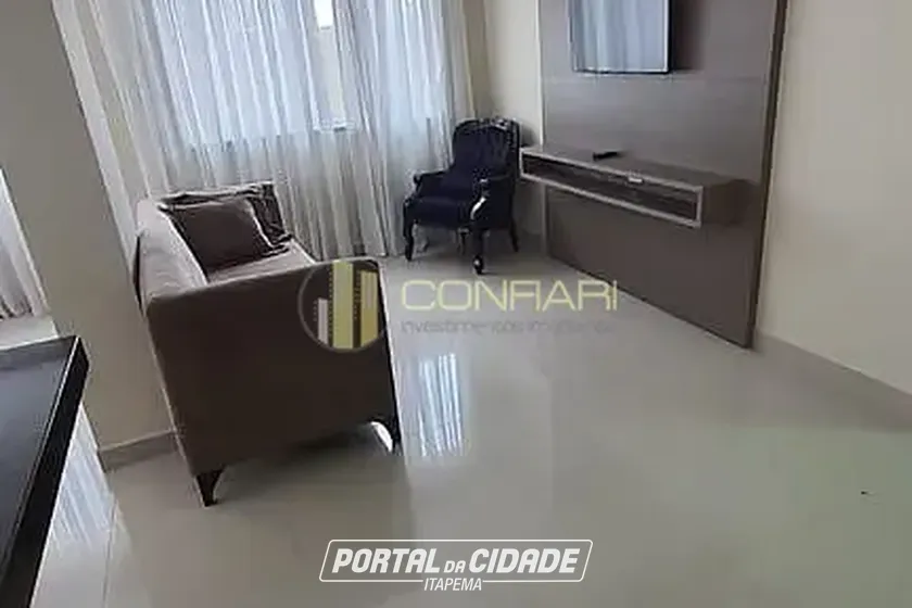 Apartamento &agrave; venda - 150m&sup2; - Meia Praia