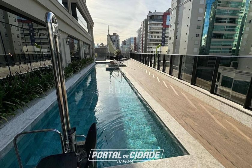 Apartamento &agrave; venda - Meia Praia