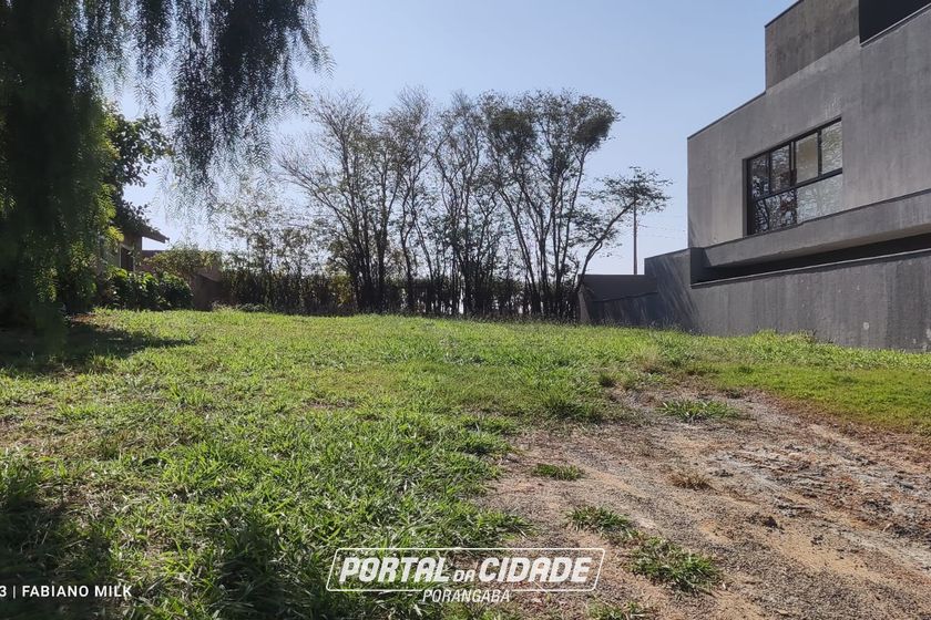 Terreno &agrave; venda - 450m&sup2; - &Aacute;rea Rural de Porangaba