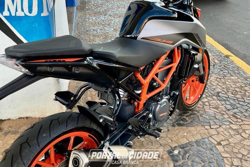 KTM DUKE