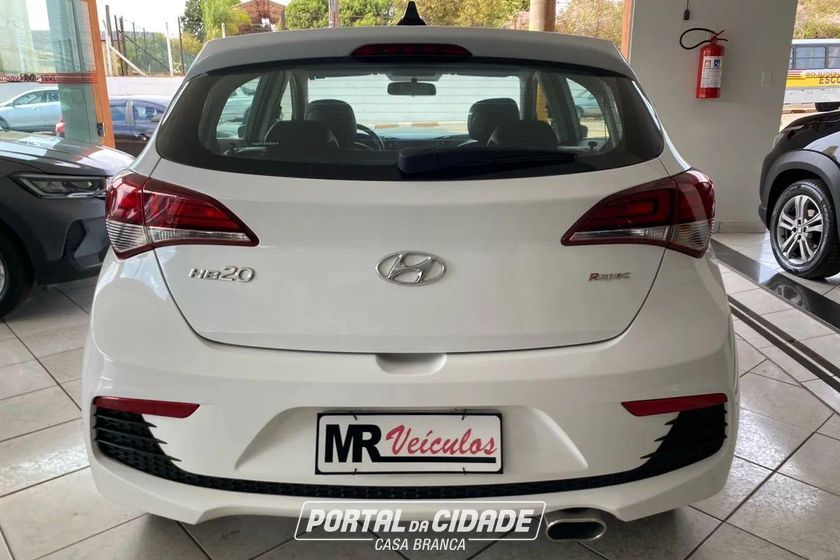 Hyundai HB20
