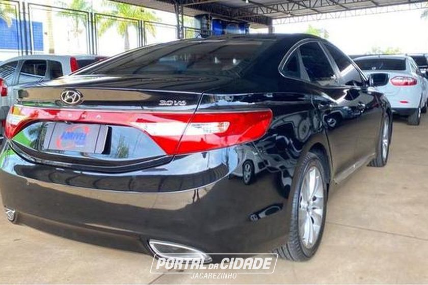 Hyundai AZERA