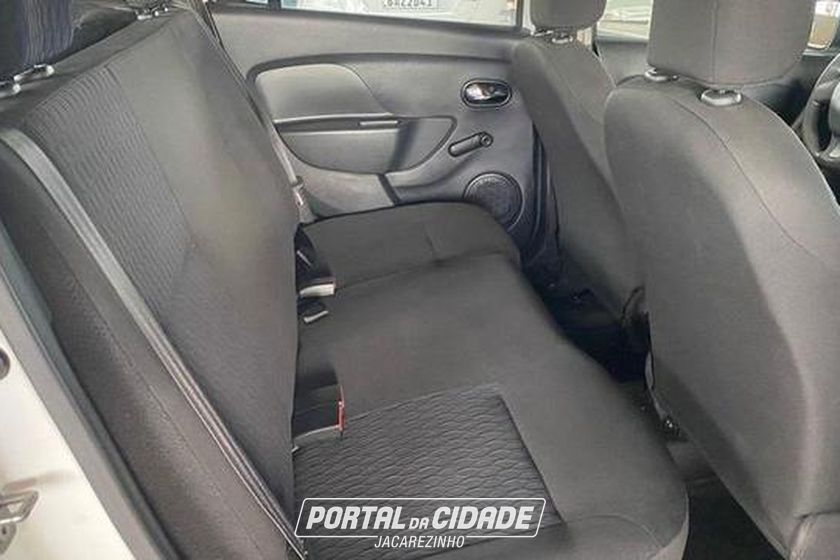 Renault SANDERO