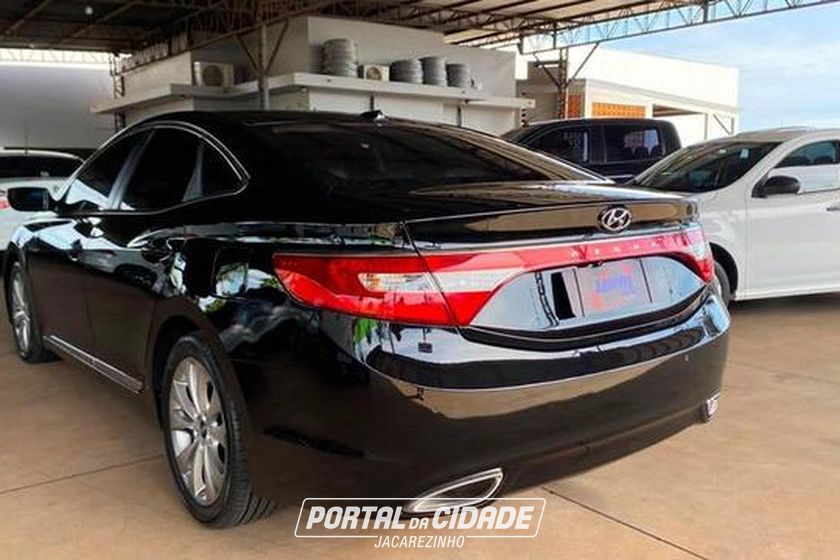 Hyundai AZERA