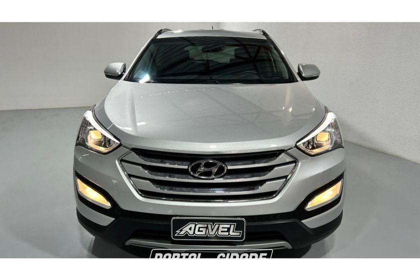 Hyundai Santa