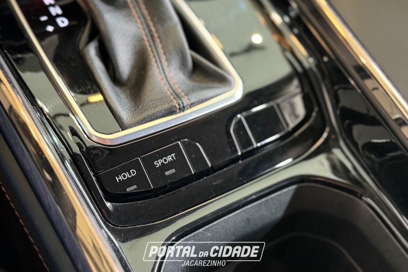 Jeep Commander