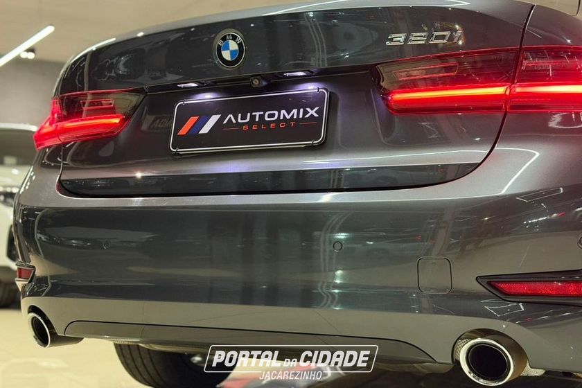 BMW 320iA
