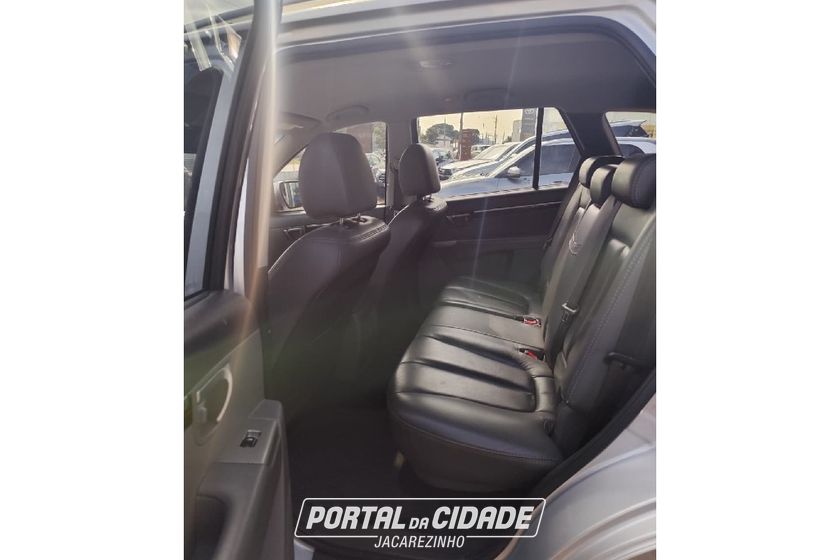 Hyundai Santa