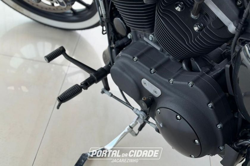 HARLEY-DAVIDSON XL
