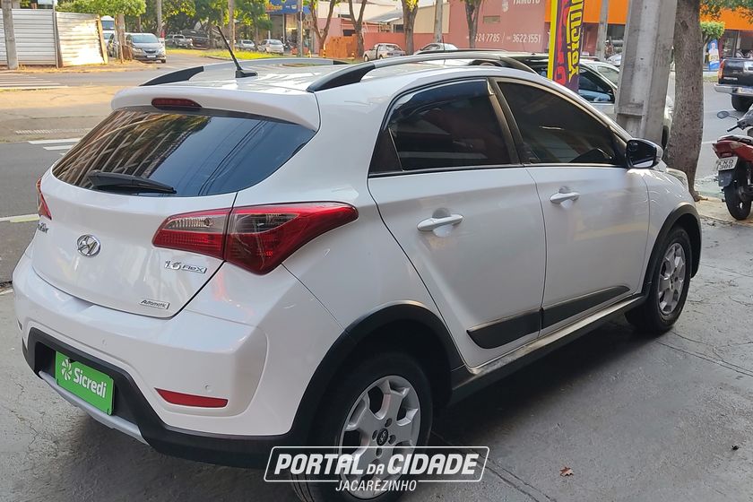 Hyundai HB20X