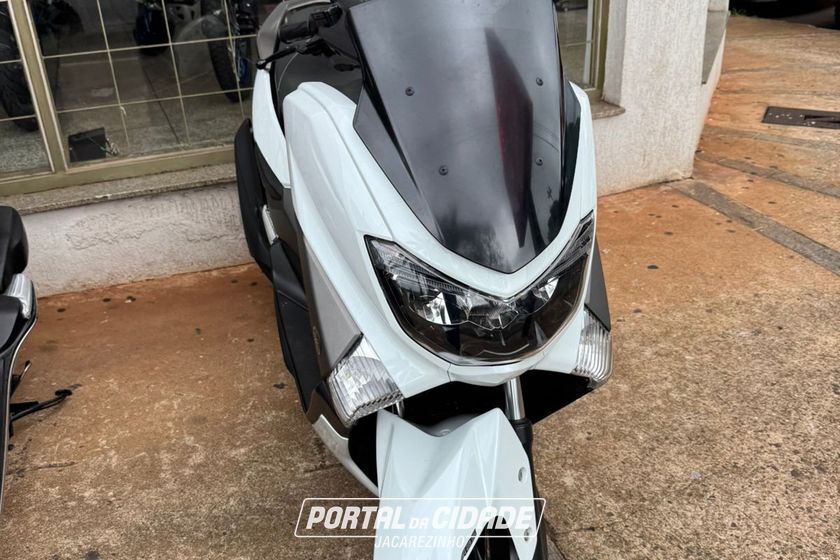 YAMAHA NMAX
