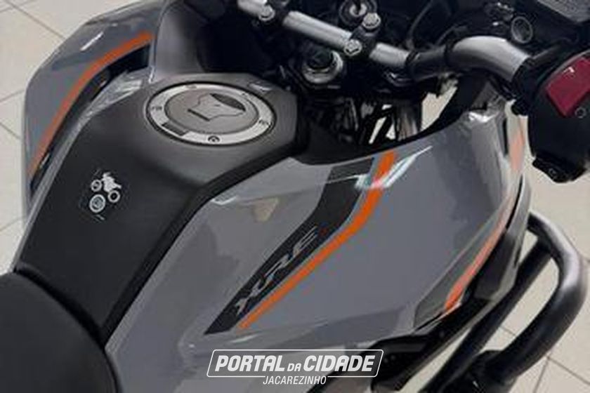 HONDA XRE