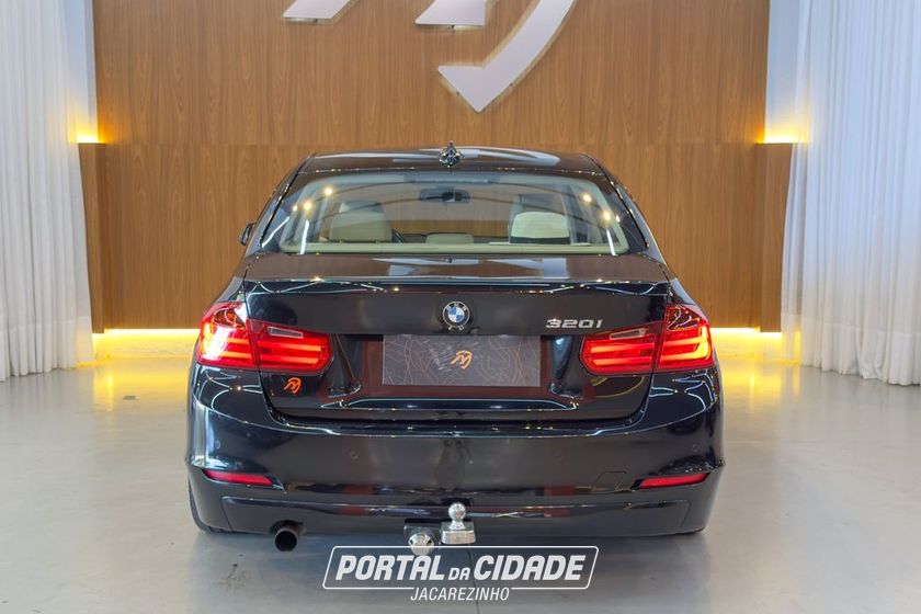 BMW 320iA