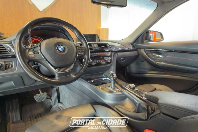 BMW 320iA