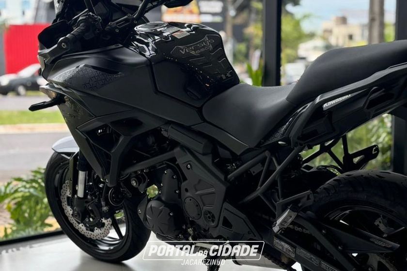 KAWASAKI Versys