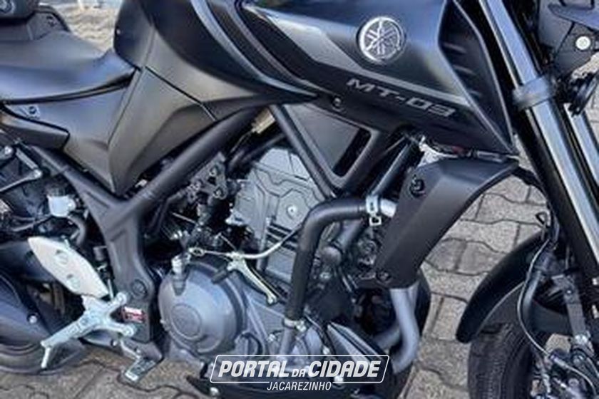 YAMAHA MT-03
