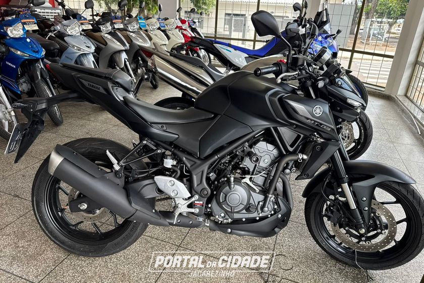 YAMAHA MT-03