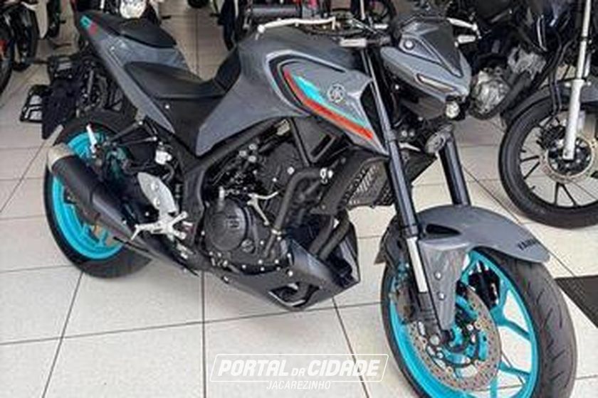 YAMAHA MT-03