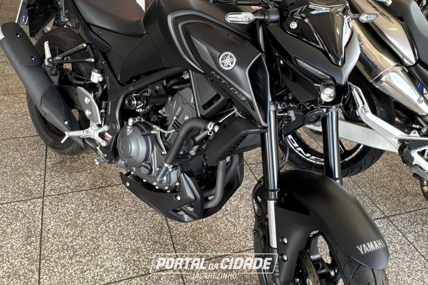 YAMAHA MT-03