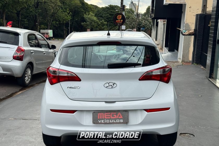 Hyundai HB20