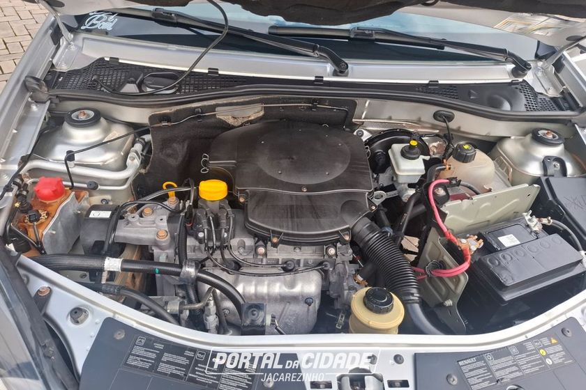 Renault SANDERO