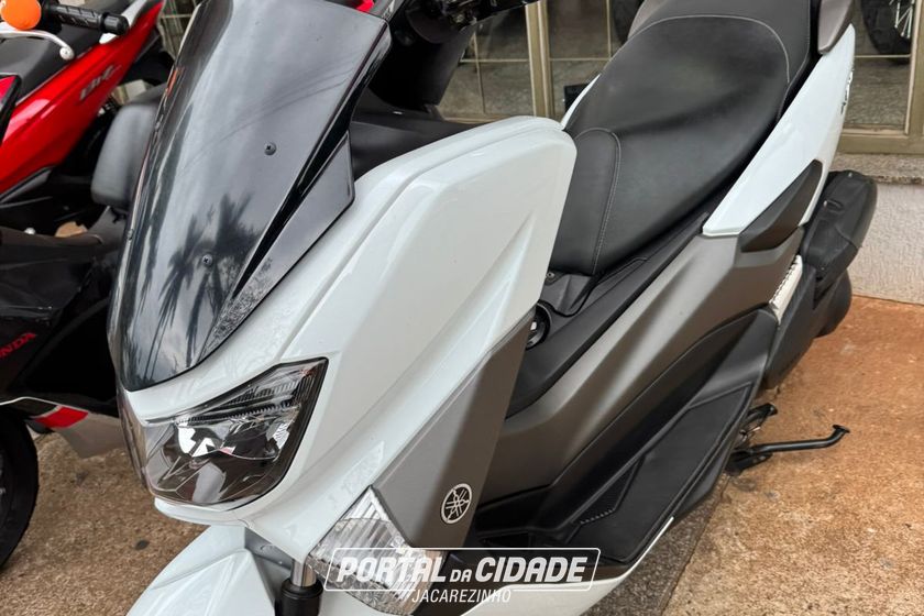 YAMAHA NMAX
