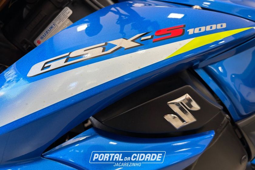 SUZUKI GSX-S