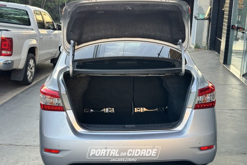 Nissan Sentra
