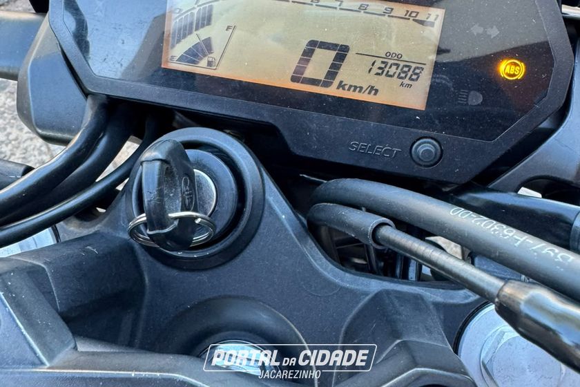 YAMAHA FZ25