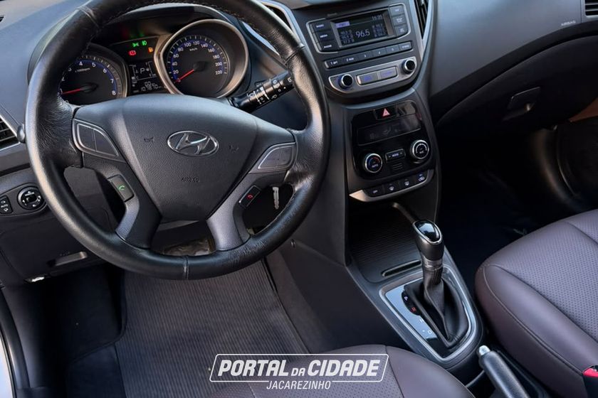 Hyundai HB20X