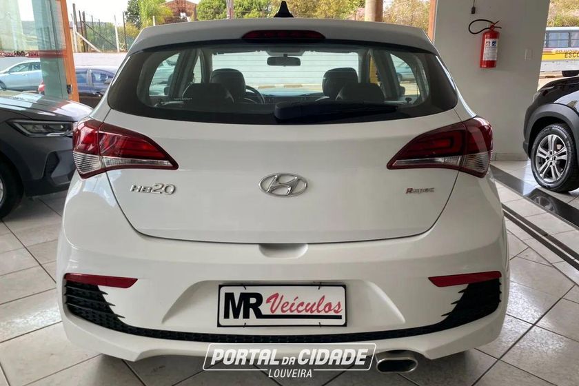 Hyundai HB20